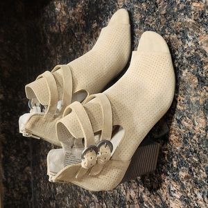 Women's Sonoma Open Toe Shoe Sandal sz 7 Med